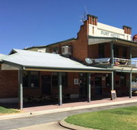 Punt Hotel - Accommodation Gladstone
