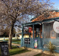 The O'Connell Avenue Cafe  Store - Accommodation Gladstone