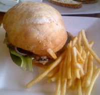 Two For Joy - Accommodation Gladstone