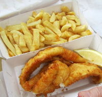 World Famous Fish N Chips Huskisson - Accommodation Gladstone