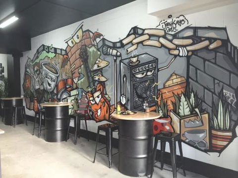 Caffeine Kings - Accommodation Gladstone 0