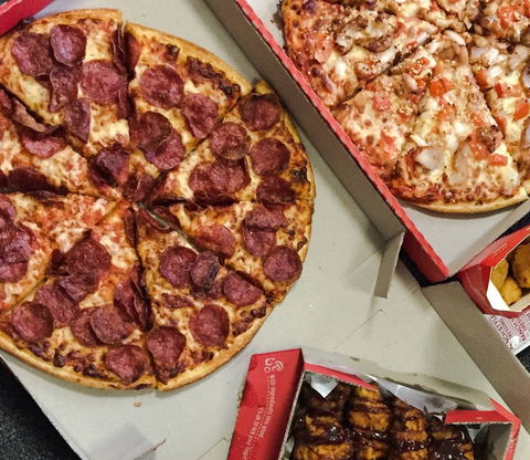 Pizza Hut - Tarneit - Accommodation Gladstone 0