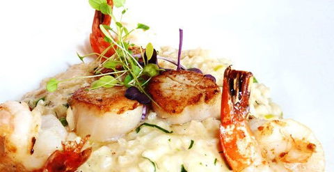 1two3 Mediterranean Dining & Lounge Bar - Accommodation Gladstone 0