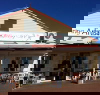 Mundaring Artisan Bakery Cafe - Accommodation Gladstone