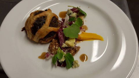 Veldt Restaurant - Accommodation Gladstone 0