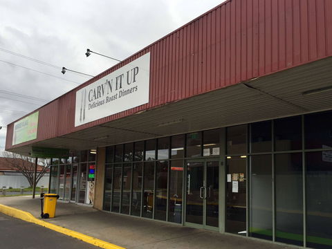 Carv'n It Up - Werribee - Accommodation Gladstone 0
