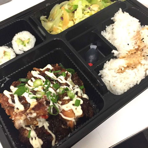Kitchen Express - Accommodation Gladstone 0