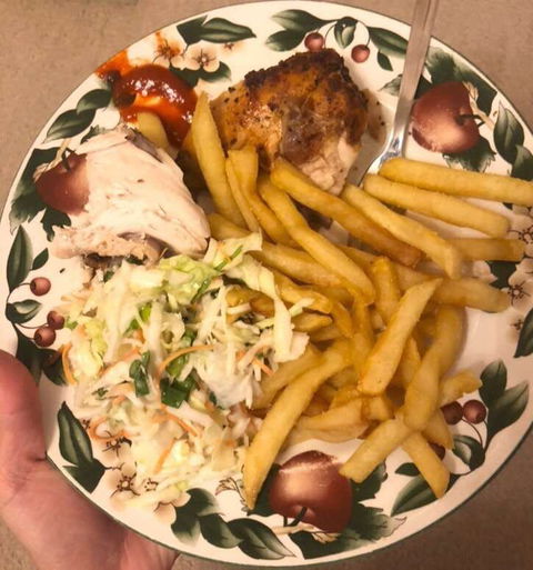 Pinewood Chicken Bar - Accommodation Gladstone 0