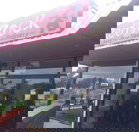 Red Rock Noodle Bar - Para Vista - Accommodation Gladstone