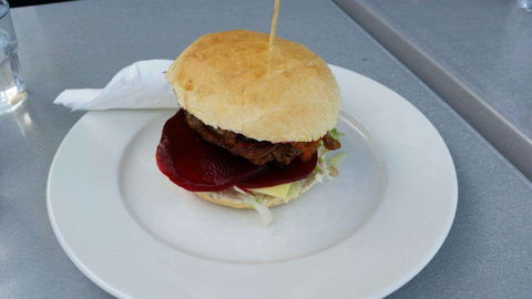 Burger Me - Accommodation Gladstone 0