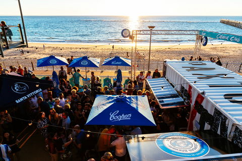 Cabana Club - Accommodation Gladstone 0