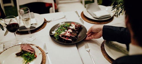 The Crossing Cafe & Restaurant - Accommodation Gladstone 4