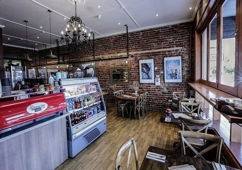The Old Butcher Shop Cafe - Accommodation Gladstone 7