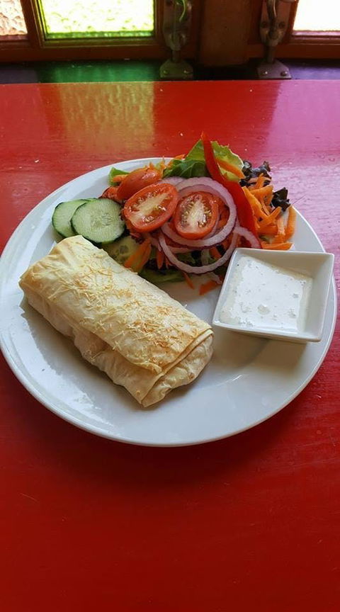 Braisen Hussy Garden Cafe - Accommodation Gladstone 0