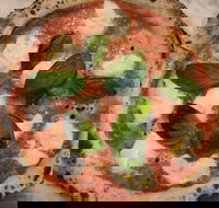 Monsterella Pizza - Accommodation Gladstone