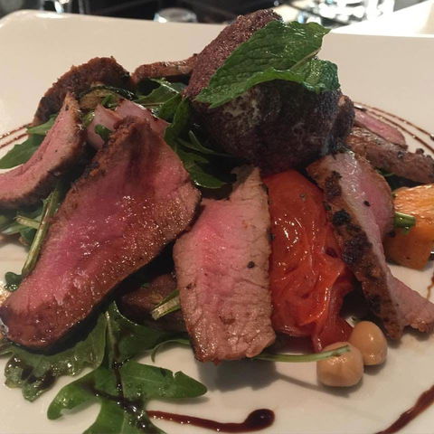 Parisi's Restaurant Hyde Park - Accommodation Gladstone 0