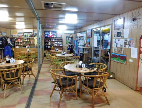 Stuarts Well Roadhouse- Restaurant & Bar - Accommodation Gladstone 0