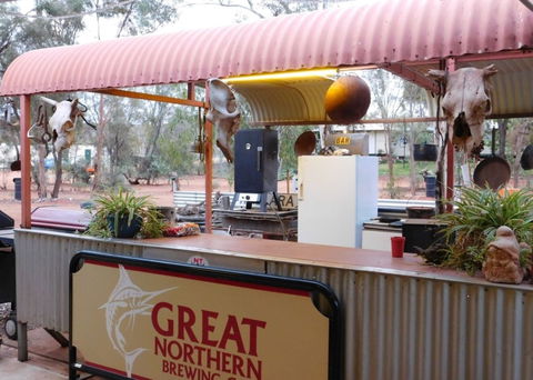 Stuarts Well Roadhouse- Restaurant & Bar - Accommodation Gladstone 2