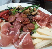 Da Pino's - Accommodation Gladstone