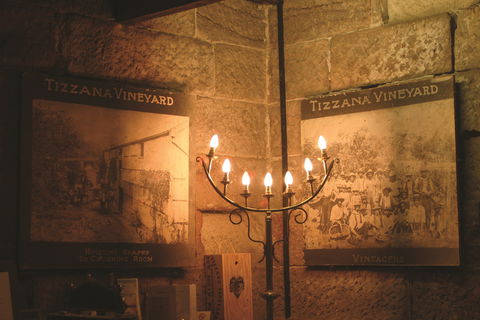 Tizzana Winery - Accommodation Gladstone 1