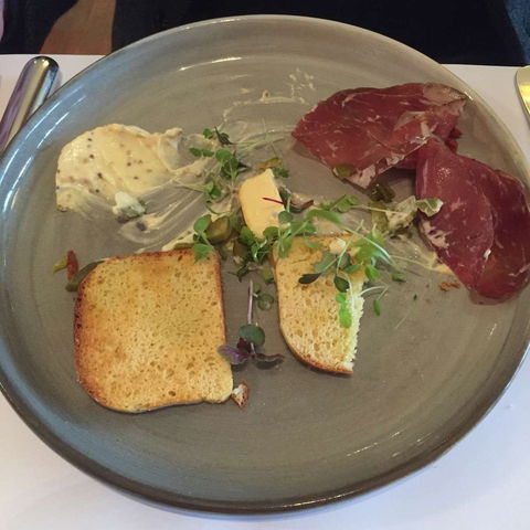Cobblestone Lane Restaurant - Accommodation Gladstone 0