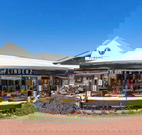 Flinderz Cafe - Accommodation Gladstone