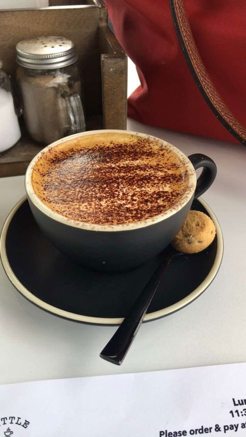 Little Growling Cafe - Accommodation Gladstone 0