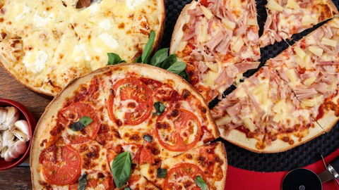 Pizza Pitt - Lynwood Country Club - Accommodation Gladstone 0