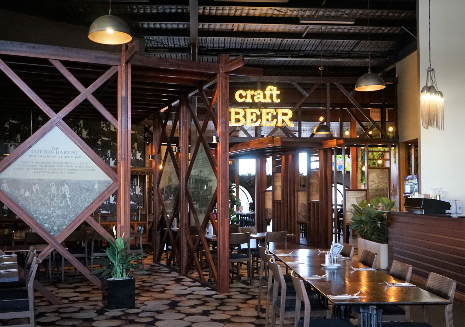Silkstone QLD Accommodation Gladstone