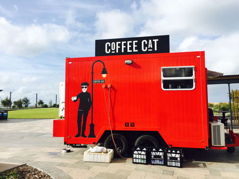 Coffee Cat - Accommodation Gladstone 0