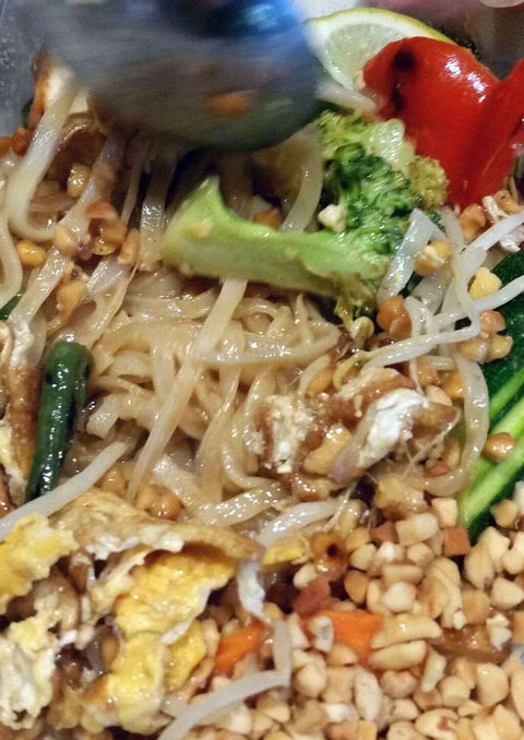 Everyday's Sunday Thai Eatery - Accommodation Gladstone 0
