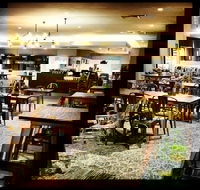 La Mint Cafe - Henderson - Accommodation Gladstone