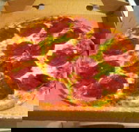 St Albans Pizza - Accommodation Gladstone
