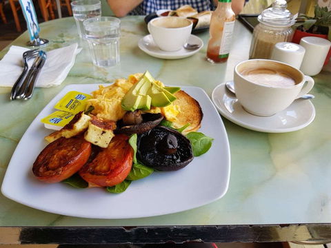 Blue Ginger Fine Foods & Cafe - Accommodation Gladstone 0