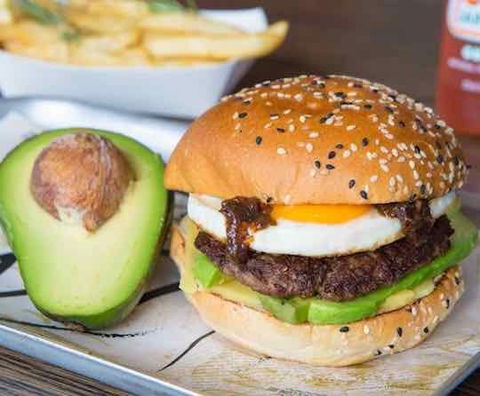 On It Burgers - Accommodation Gladstone 0