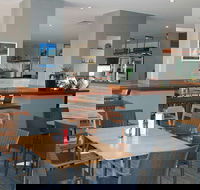 Sandyfoot Caf and Bar - Accommodation Gladstone