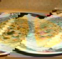 Kabul Roundabout Pizza - Accommodation Gladstone