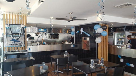 Pavement Cafe - Accommodation Gladstone 0