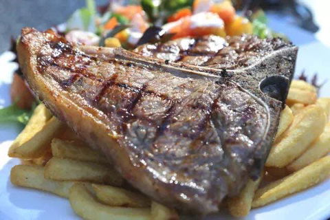J's Kitchen Steak House - Berala Hotel - Berala - Accommodation Gladstone 0