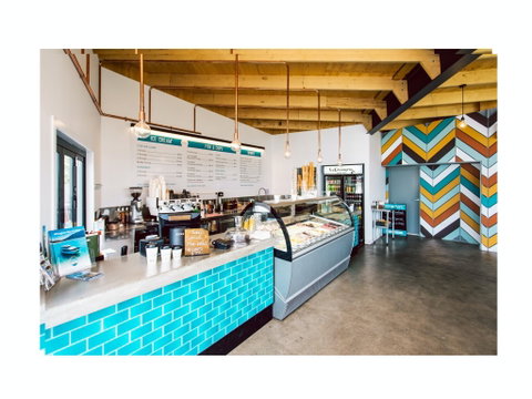 The Ice Creamery - Accommodation Gladstone 1