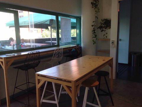The Brewer's Table - Accommodation Gladstone 0