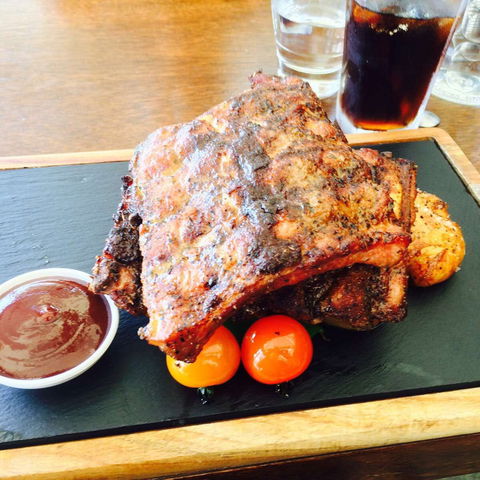 Aura Tapas & Loungebar - Accommodation Gladstone 0