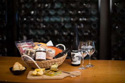 Shut The Gate Wines - Accommodation Gladstone 0