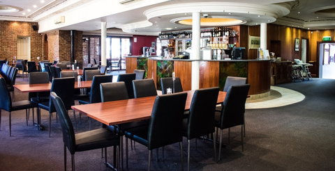 Bentley's Hotel Motel - Accommodation Gladstone 2