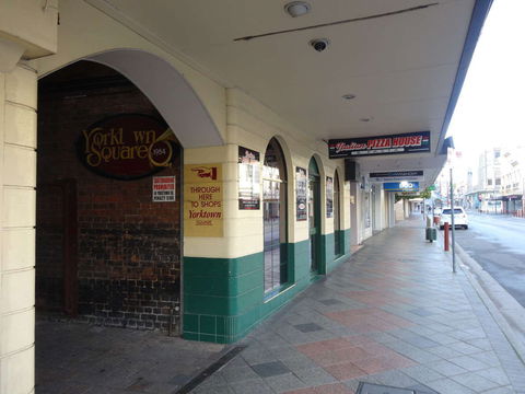 Italian Pizza House & Pasta - Accommodation Gladstone 0