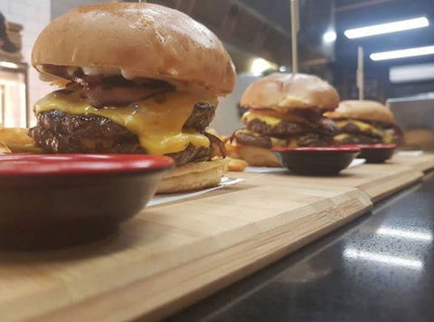 Burgled Burgers - Accommodation Gladstone 0