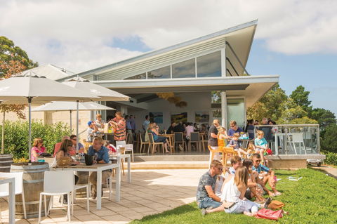 Pike And Joyce Wines - Accommodation Gladstone 1