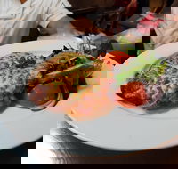 Caesar's Italian Cuisine - Accommodation Gladstone