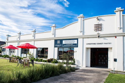 Limestone Coast Pantry - Accommodation Gladstone 0