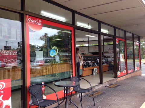 Sylvania Heights Hot Bread - Accommodation Gladstone 0
